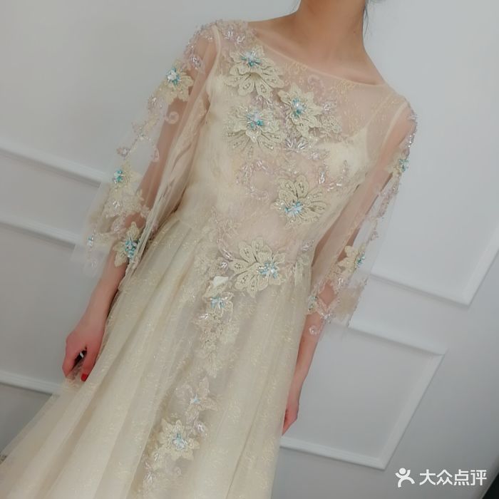 慕纱(慕纱婚纱)