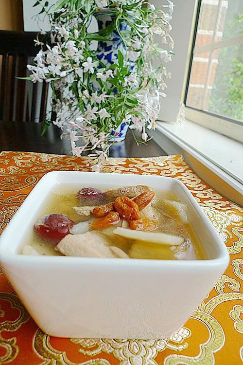 鸡肉煲汤(鸡肉煲汤做法)