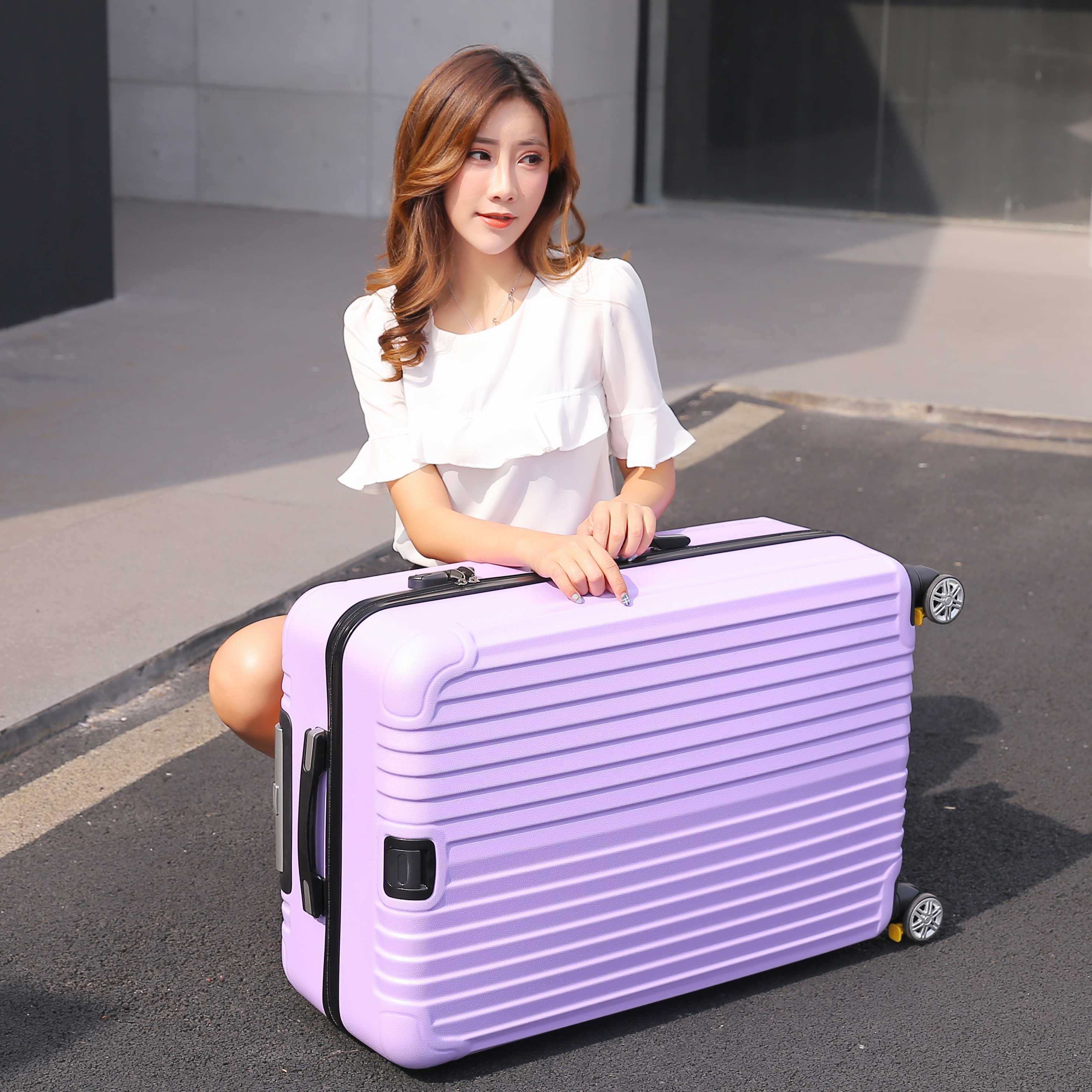 32寸行李箱(32寸行李箱长宽高是多少厘米)