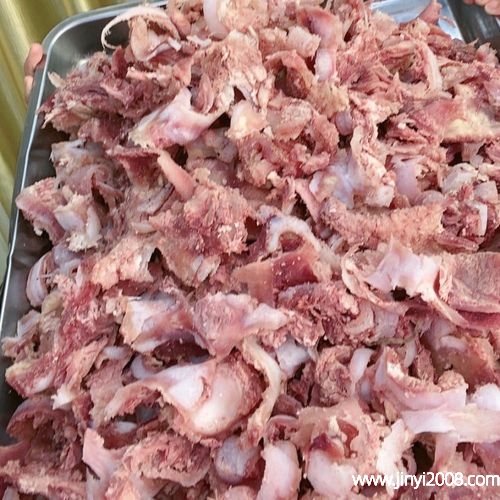 拆骨肉是什么肉(拆骨肉是什么肉做的)