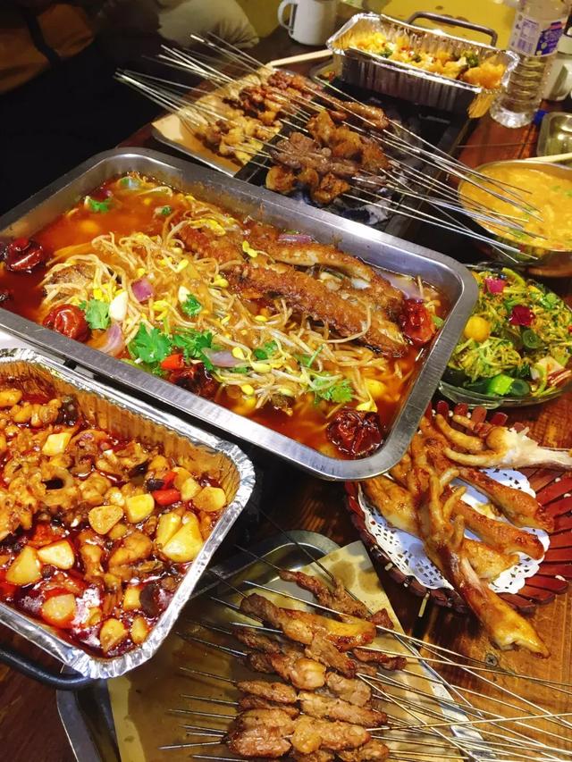 烧烤可以烤什么(烧烤可以烤什么食材) 烧烤可以烤什么(烧烤可以烤什么食材)