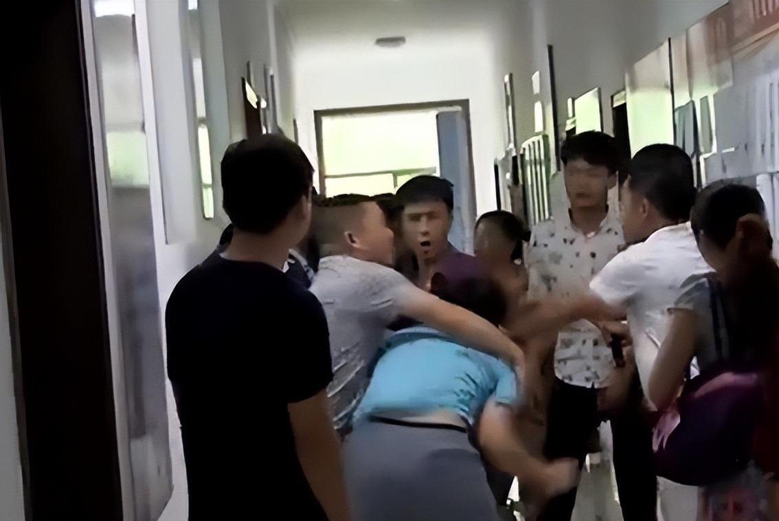 李缓缓(李缓缓老公是谁)