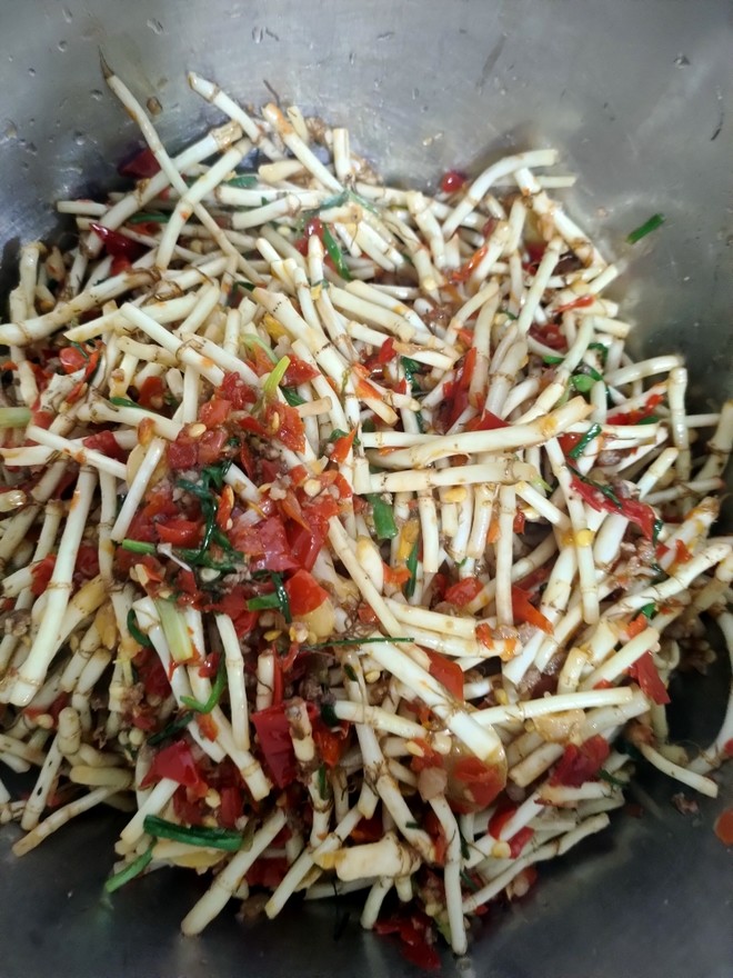 折耳根的做法(川菜凉拌折耳根的做法)