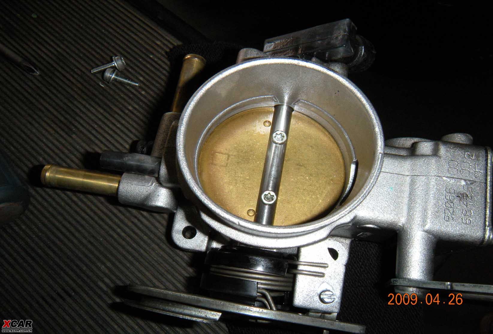 节气门清洗费用(节气门积碳清洗多少钱)