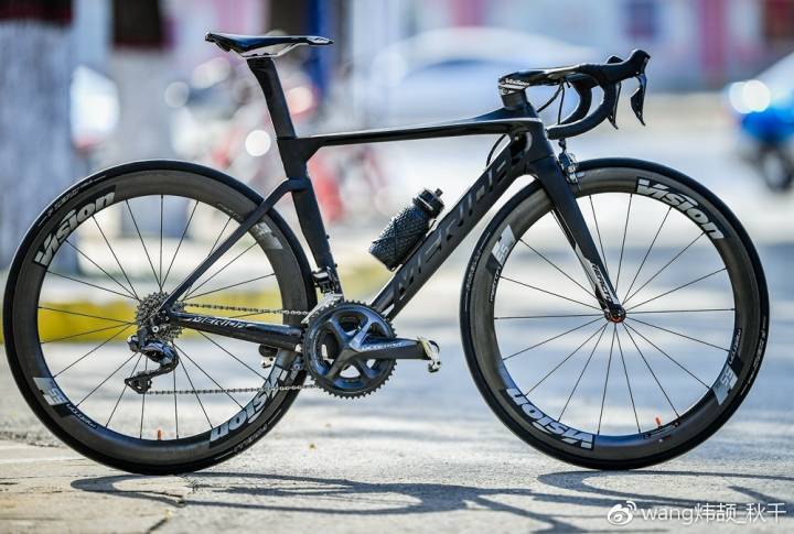 pzero(pzero和米其林哪个轮胎好)